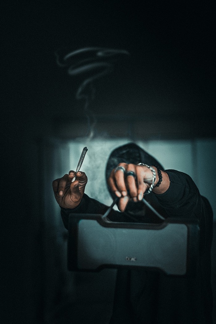 NO SMOKING